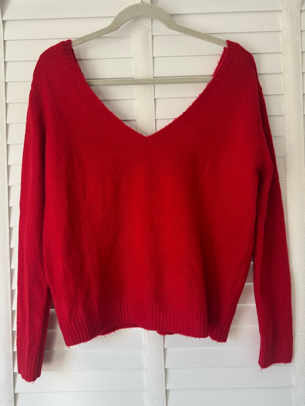 Lulus Sweater Red V Neck Small